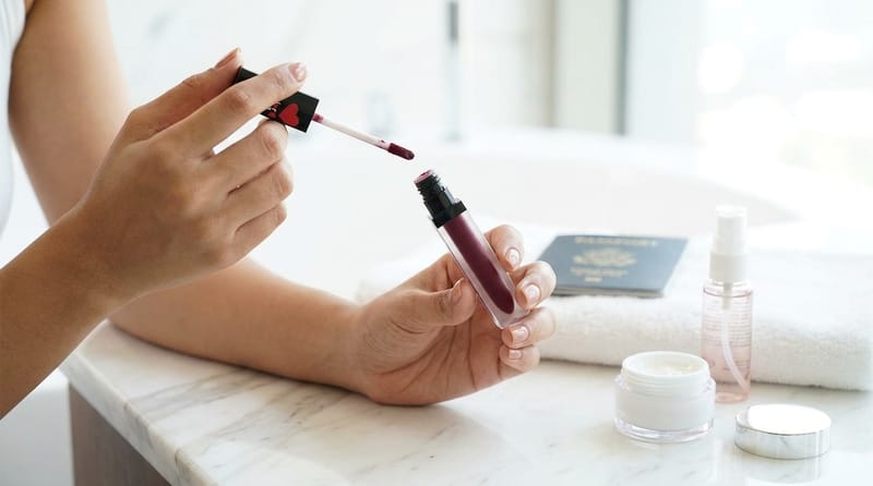Travel Beauty Routine: Essential Steps for Healthy Skin on the Go - lifestyle image